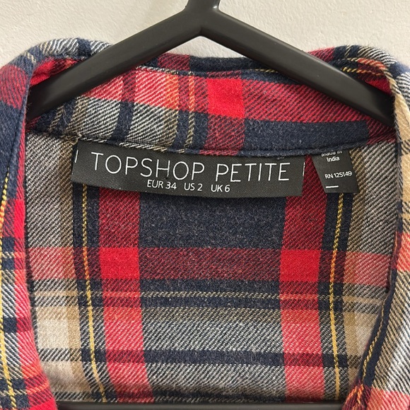 TOPSHOP Plaid Flannel - Picture 3 of 6